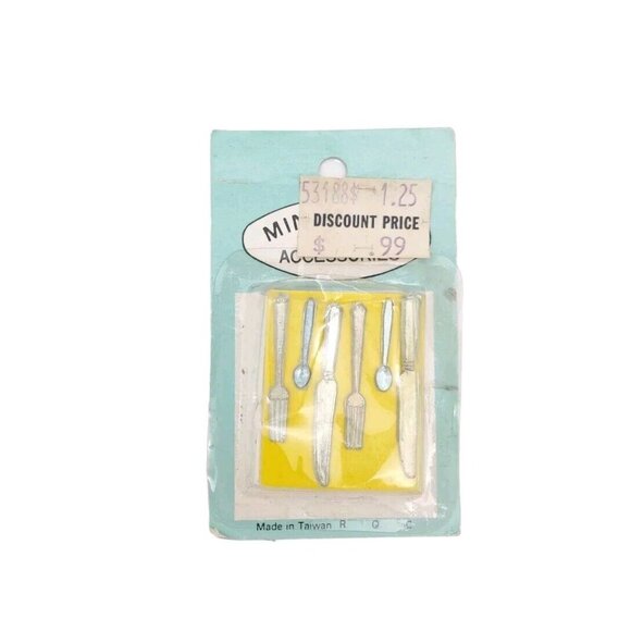 Vintage New Dollhouse Cutlery Spoon Fork Knife Utensils Silverware 1:6 - Picture 4 of 4